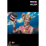 Hot Toys MMS565 1/6 Scale Harley Quinn 